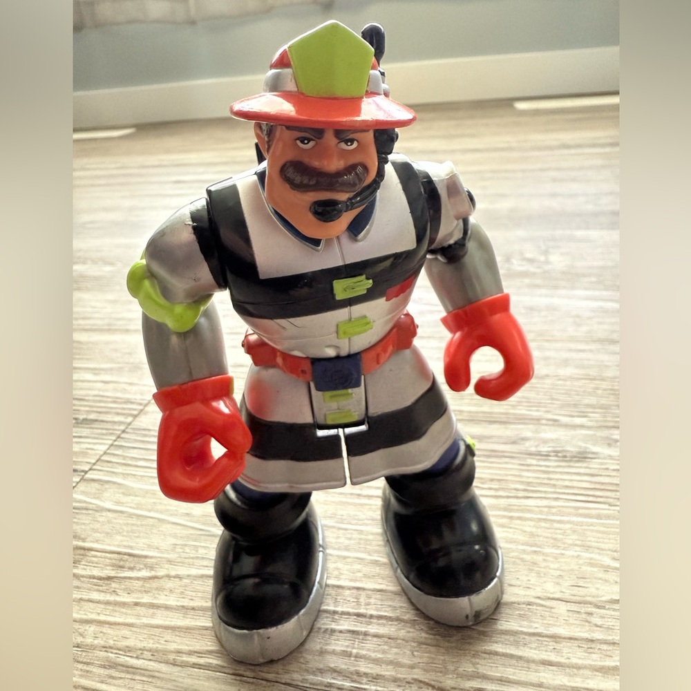2/$20 Vintage 2002 Rescue Heroes Billy Blazes Action figure - Picture 3 of 4